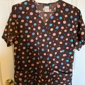 Short sleeve scrub top